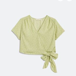 Lush Ranya Faux Wrap Cropped Blouse in light green floral, size small